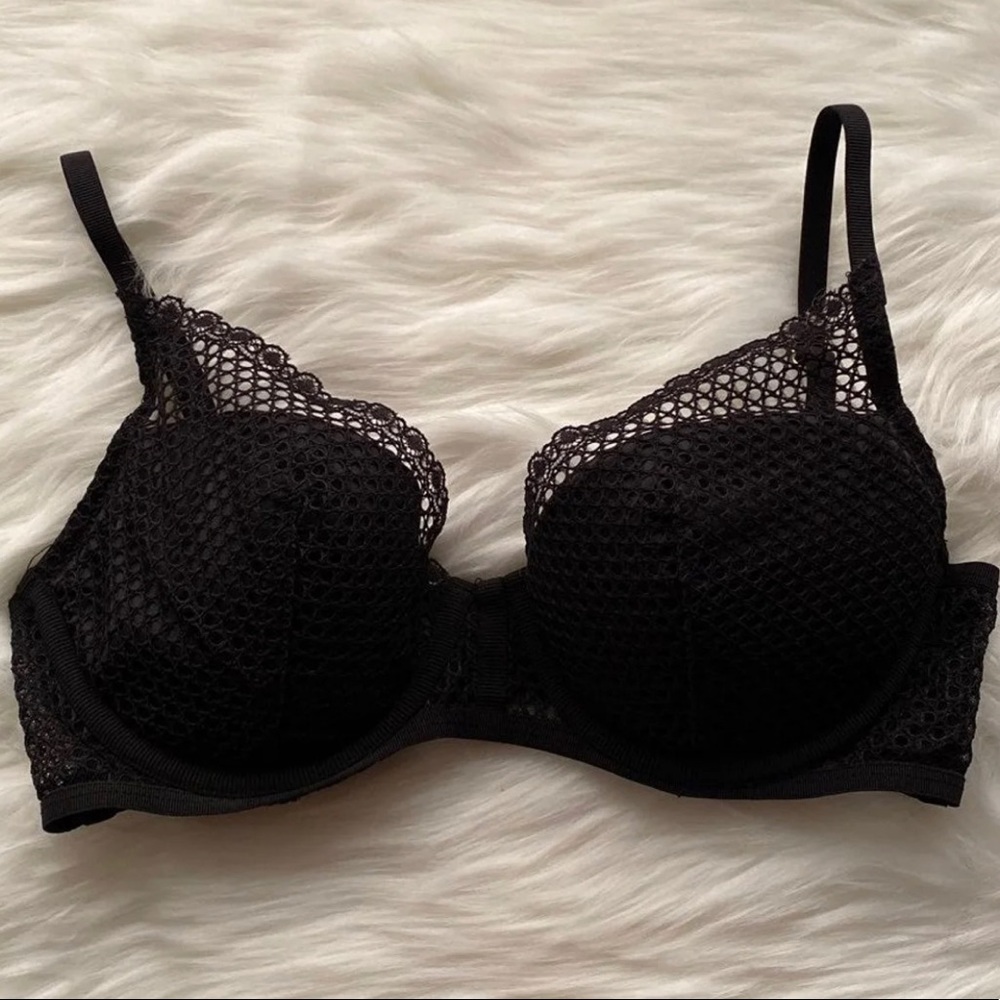 Victoria’s Secret bra